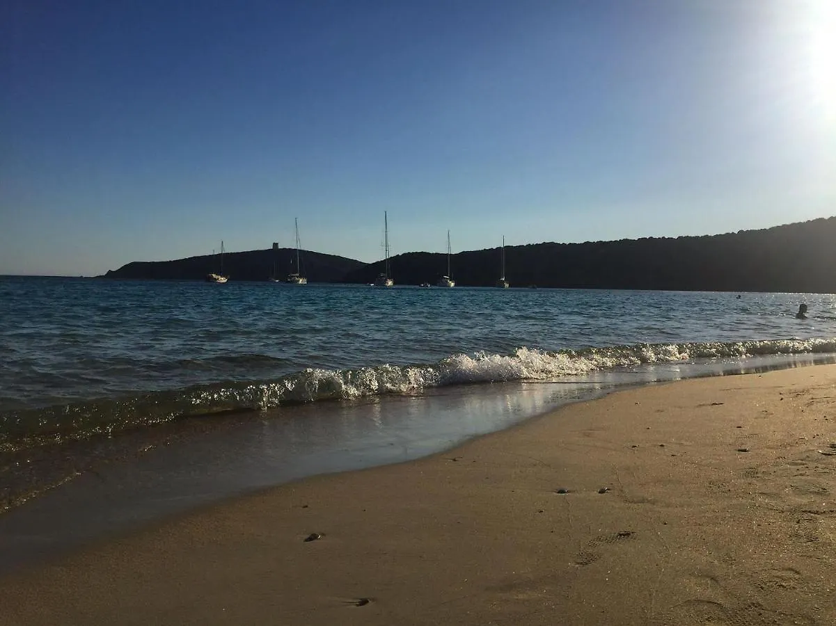 Holiday home Domus Luna Giba