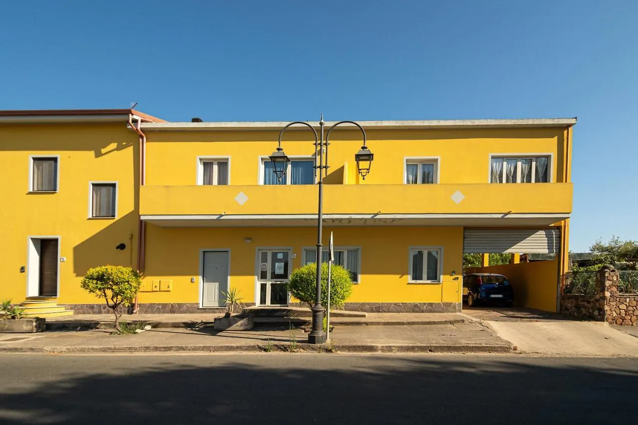 Domus Luna Giba Holiday home